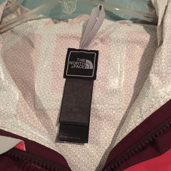 North Face rain jacket - Picture 2 of 3